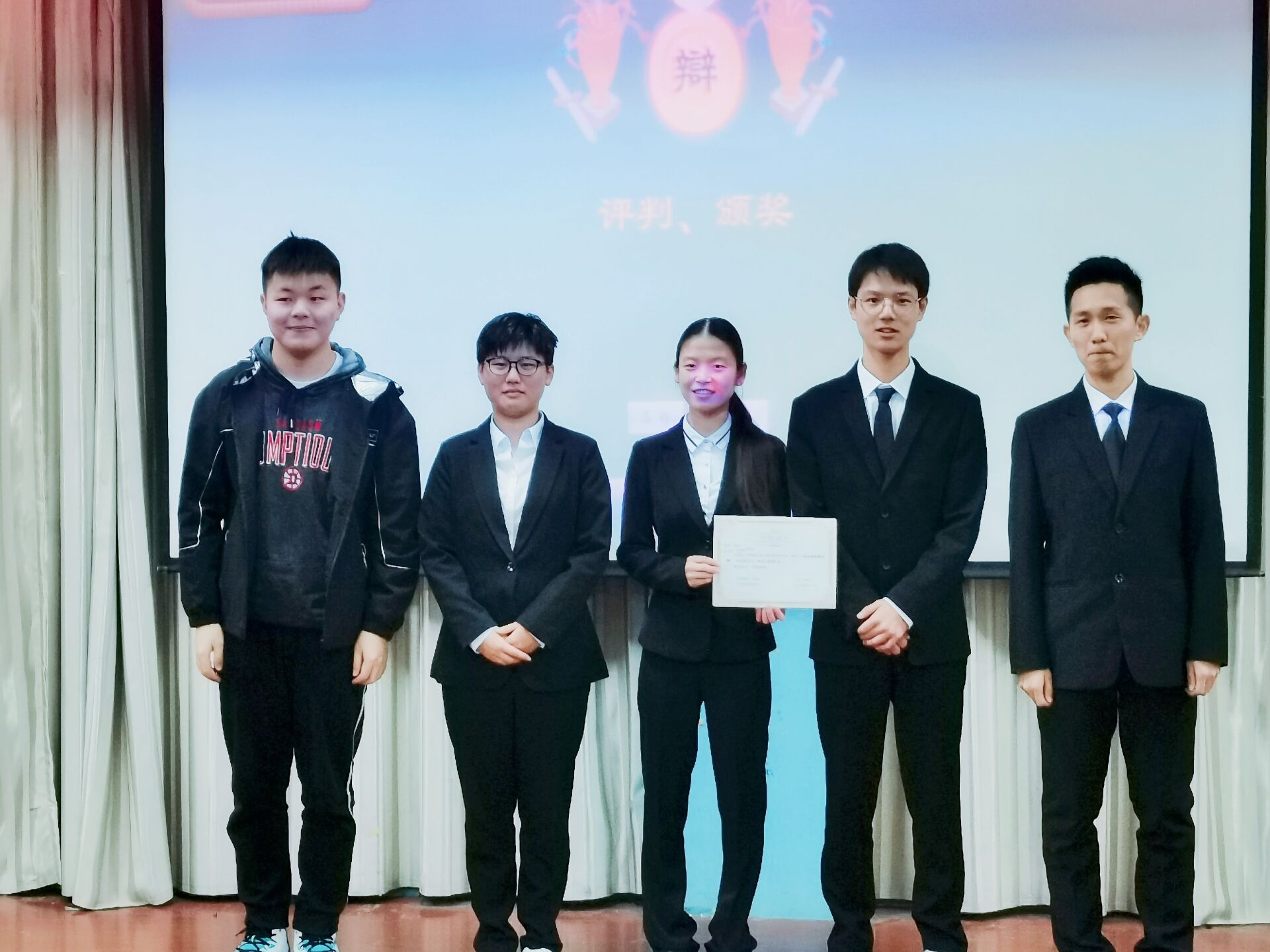 <strong>2020beat365正版唯一官网土木工程学院逐鹿杯辩论赛总决赛 顺利举行</strong>