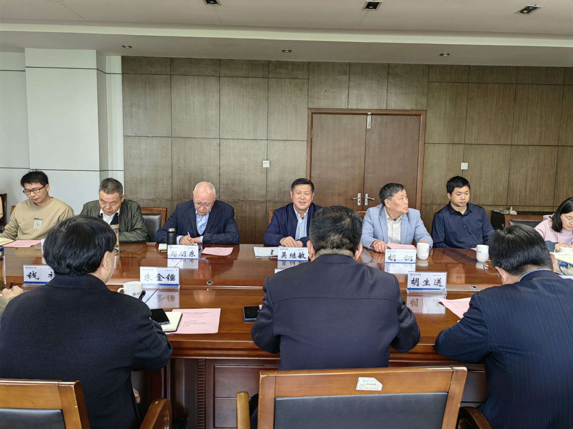 安徽省地质矿产勘查局322地质队与beat365正版唯一官网签订合作协议