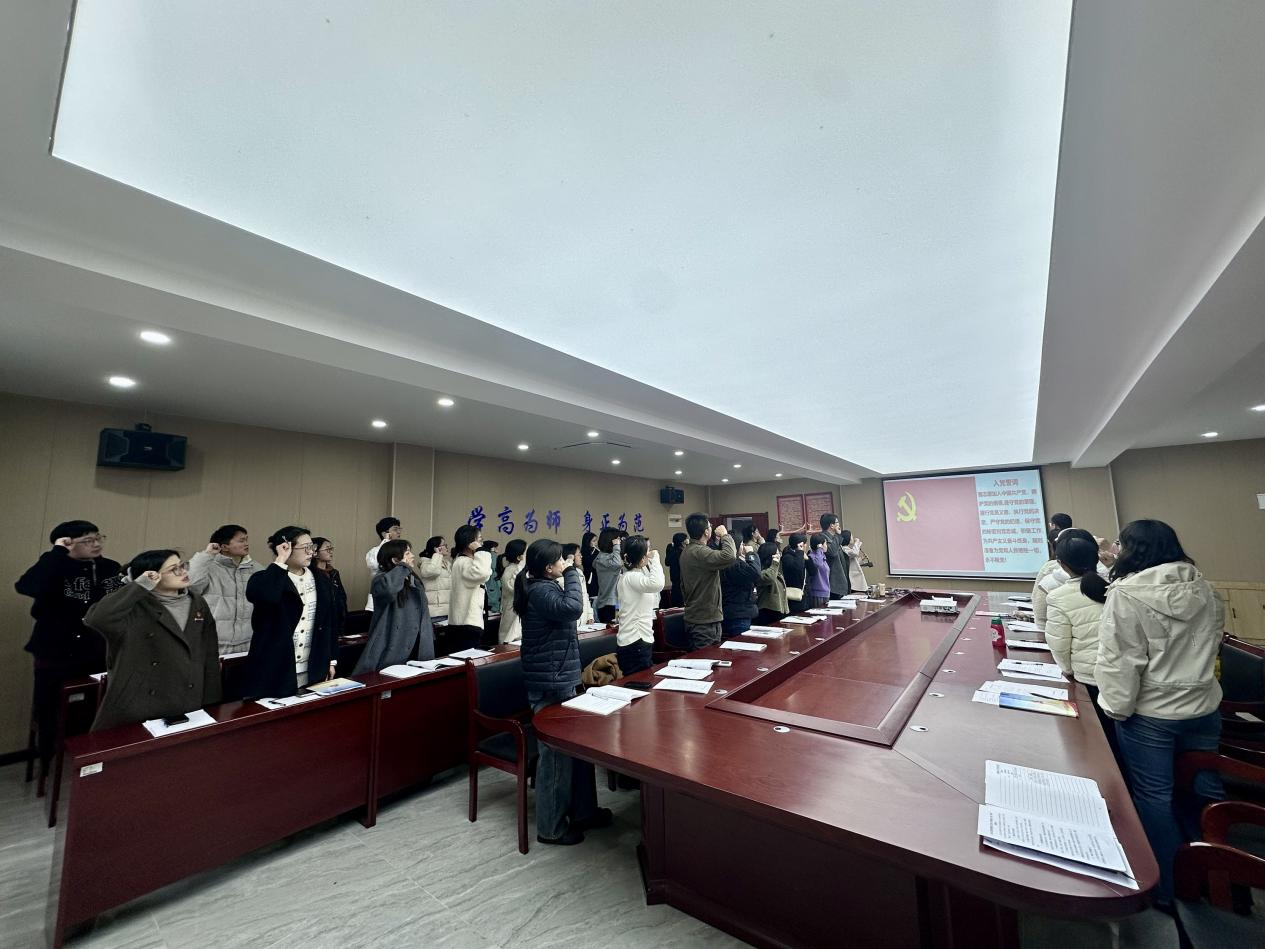 初心不忘  挺膺担当——beat365正版唯一官网党员“双带”活动系列报道（一）